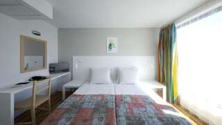 Отель Hotel Erma Золотые Пески Двухместный номер с 2 отдельными кроватями, вид на сад-9